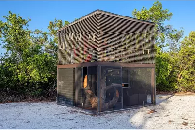 7647 Sanderling Road, Sarasota, FL 34242 - Photo 57