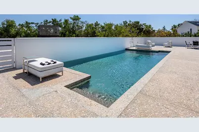 7647 Sanderling Road, Sarasota, FL 34242 - Photo 51