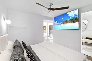 7647 Sanderling Rd, Sarasota, FL 34242 - Photo 31