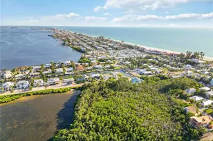 2904 Avenue B, Holmes Beach, FL 34217 - Photo 35