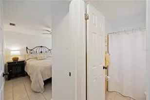 2904 Avenue B, Holmes Beach, FL 34217 - Photo 9