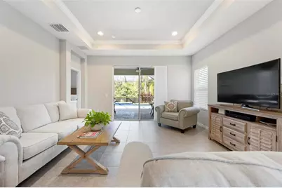 6512 Palm Leaf Court, Sarasota, FL 34243 - Photo 5