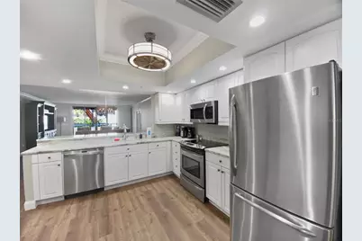 1445 Gulf Of Mexico Drive #305, Longboat Key, FL 34228 - Photo 3