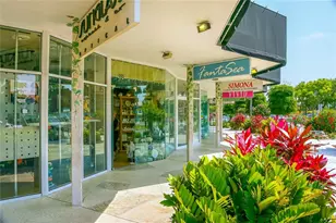 1900 Benjamin Franklin Dr, Sarasota, FL 34236 - Photo 49