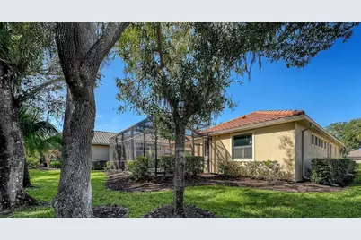 7649 Portstewart Drive, Lakewood Ranch, FL 34202 - Photo 29