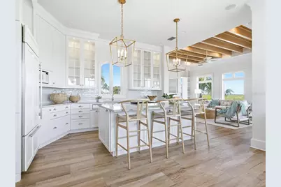 560 Harbor Point Road, Longboat Key, FL 34228 - Photo 11