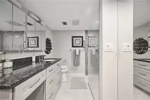 2584 Arboretum Cir, Sarasota, FL 34232 - Photo 37