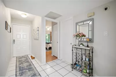 2584 Arboretum Circle #20, Sarasota, FL 34232 - Photo 7