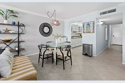 7155 Gulf Of Mexico Drive #22, Longboat Key, FL 34228 - Photo 9