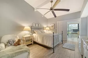 1601 Pelican Point Dr, Sarasota, FL 34231 - Photo 19