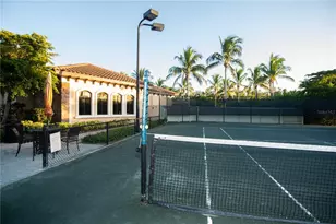 5846 Cavano Dr, Sarasota, FL 34231 - Photo 31