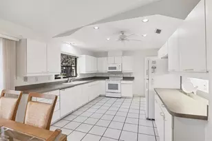 650 Chirico Dr, Nokomis, FL 34275 - Photo 27