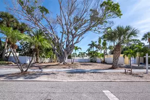 335 N Washington Dr, Sarasota, FL 34236 - Photo 11