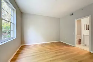 4275 Castlebridge Ln, Sarasota, FL 34238 - Photo 17