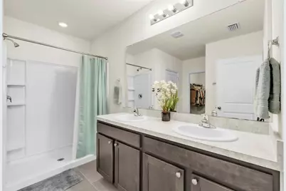 9527 Sunstone Boulevard, Thonotosassa, FL 33592 - Photo 17