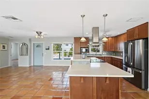 503 65th St, Holmes Beach, FL 34217 - Photo 11