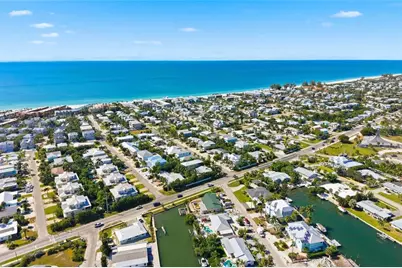503 65th Street, Holmes Beach, FL 34217 - Photo 5