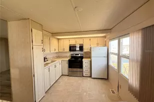 1213 31st Ave W, Palmetto, FL 34221 - Photo 5