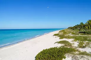 540 Neptune Ave, Longboat Key, FL 34228 - Photo 19