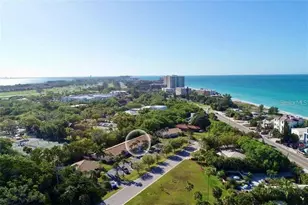 540 Neptune Ave, Longboat Key, FL 34228 - Photo 5