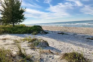 540 Neptune Ave, Longboat Key, FL 34228 - Photo 21