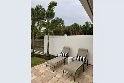 540 Neptune Avenue #7, Longboat Key, FL 34228 - Photo 21