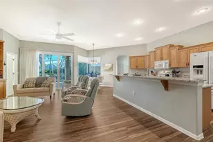 8875 MacGregor Ln, Sarasota, FL 34238 - Photo 13