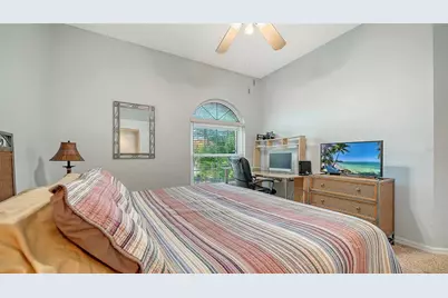 8875 Macgregor Lane, Sarasota, FL 34238 - Photo 27