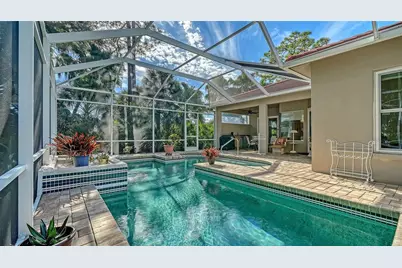 8875 Macgregor Lane, Sarasota, FL 34238 - Photo 7