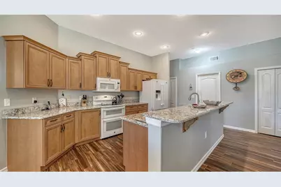 8875 Macgregor Lane, Sarasota, FL 34238 - Photo 15