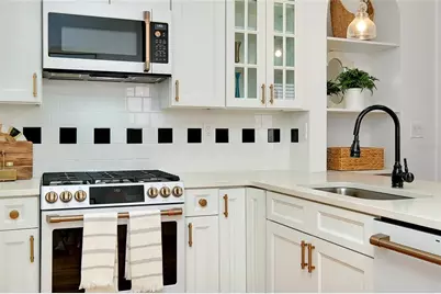 446 Burns Court, Sarasota, FL 34236 - Photo 13