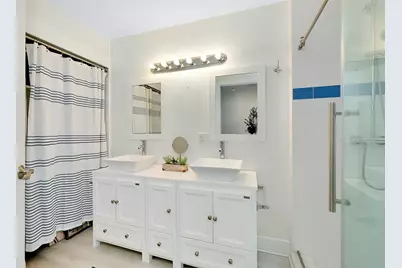 446 Burns Court, Sarasota, FL 34236 - Photo 23