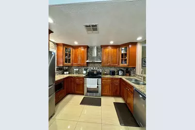 526 Royal Palm Drive, Kissimmee, FL 34743 - Photo 13