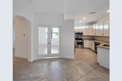 15942 Clear Skies Place, Lakewood Ranch, FL 34211 - Photo 5