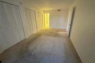 379 Springdale Dr, Bradenton, FL 34210 - Photo 9