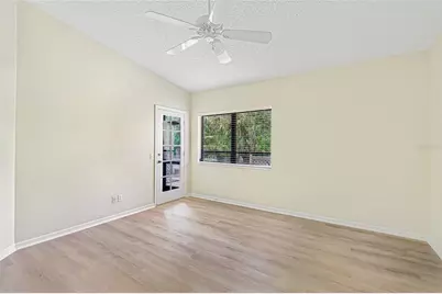 7106 Saint Andrews Lane, Sarasota, FL 34243 - Photo 17