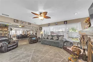 2087 59th St N, Clearwater, FL 33760 - Photo 7