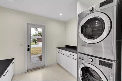 3119 Pinecrest Street, Sarasota, FL 34239 - Photo 43