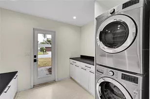 3119 Pinecrest St, Sarasota, FL 34239 - Photo 43