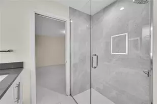 3119 Pinecrest St, Sarasota, FL 34239 - Photo 41