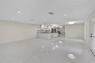 3119 Pinecrest St, Sarasota, FL 34239 - Photo 15