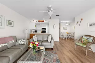 901 Gulf Dr S, Bradenton Beach, FL 34217 - Photo 7