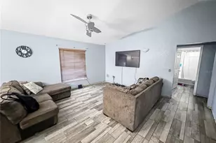 2578 Sundance Cir, Mulberry, FL 33860 - Photo 7