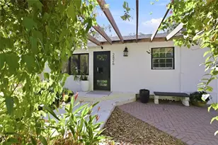 2826 Marlette St, Sarasota, FL 34231 - Photo 1