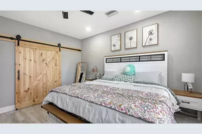 3827 Parkridge Circle #1-102, Sarasota, FL 34243 - Photo 17