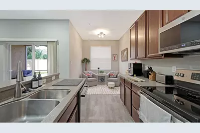 3827 Parkridge Circle #1-102, Sarasota, FL 34243 - Photo 13