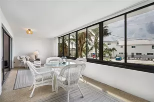 1007 Gulf Dr N, Bradenton Beach, FL 34217 - Photo 21