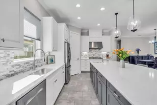 5334 Morey Farms Loop, Palmetto, FL 34221 - Photo 9