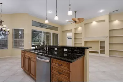 7431 Edenmore Street, Lakewood Ranch, FL 34202 - Photo 9