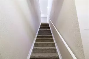 5500 Rosehill Rd, Sarasota, FL 34233 - Photo 5